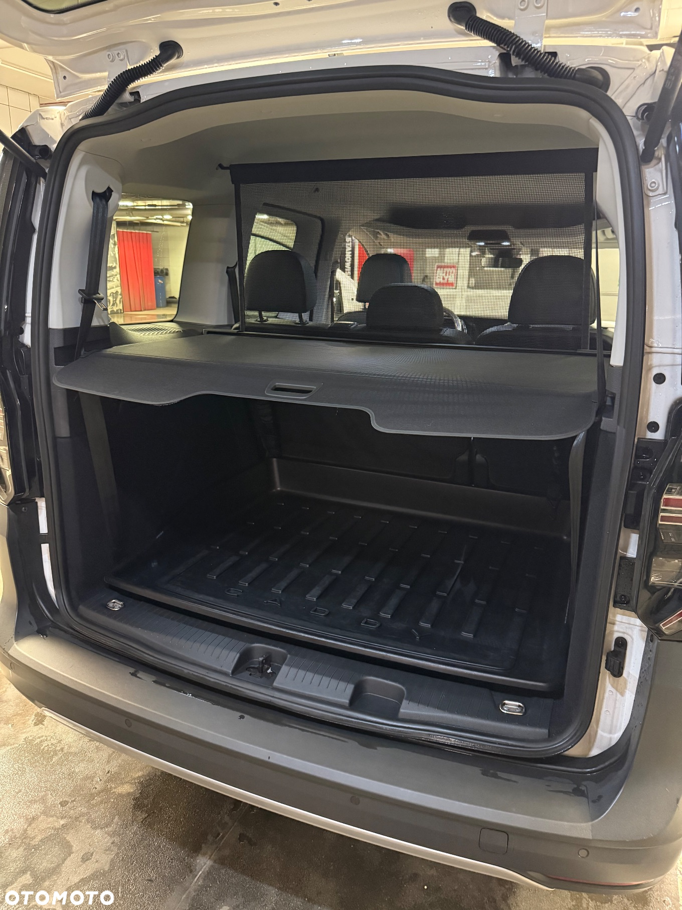Volkswagen Caddy 1.5 TSI PanAmericana DSG - 14