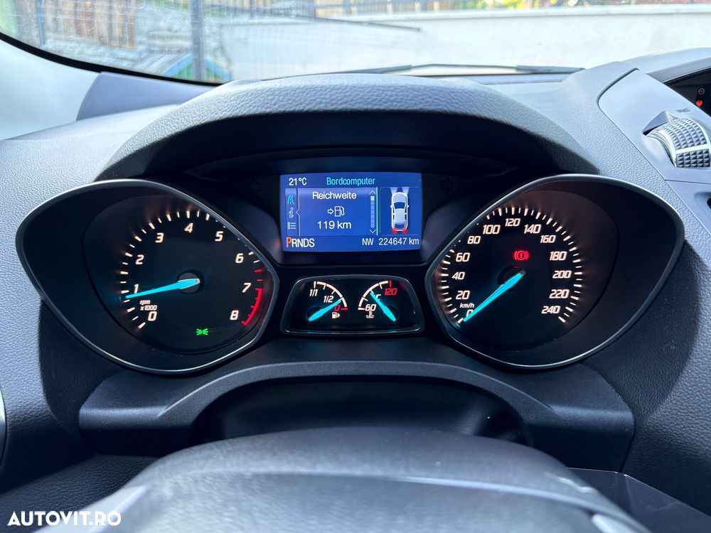 Ford Kuga 1.6 EcoBoost 4x4 Aut. Titanium - 12