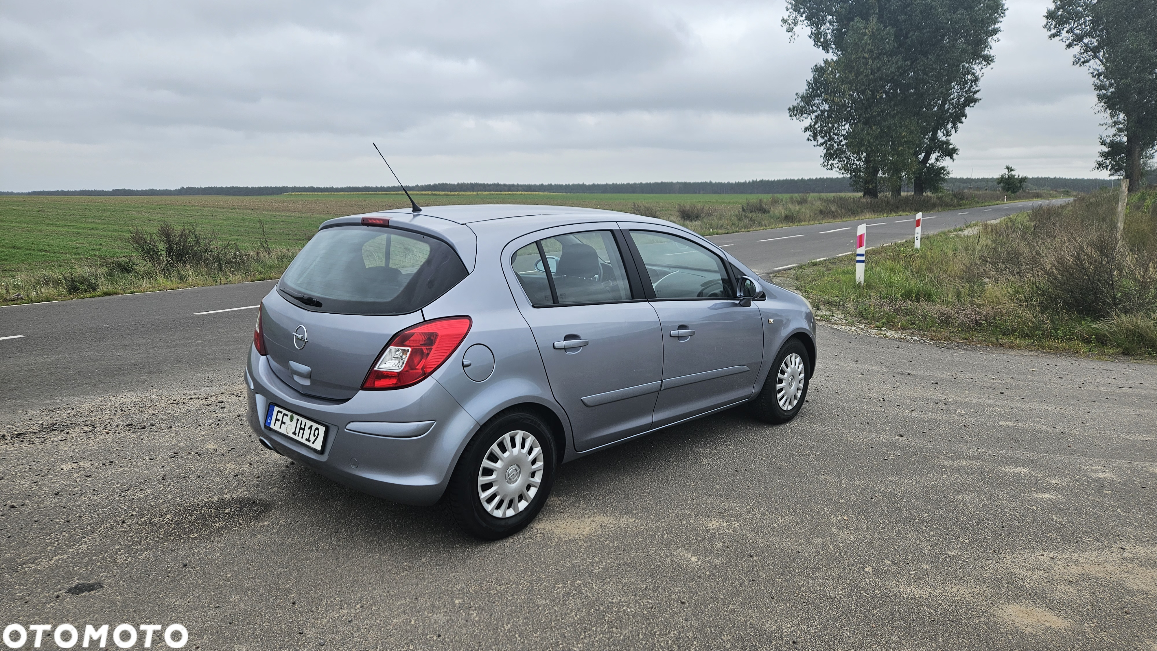 Opel Corsa 1.2 16V Cool - 3