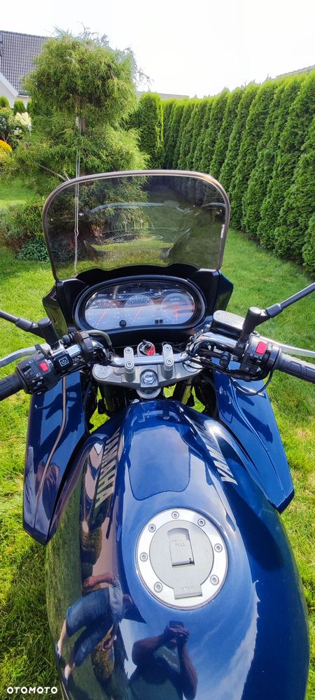 Yamaha XJ - 6