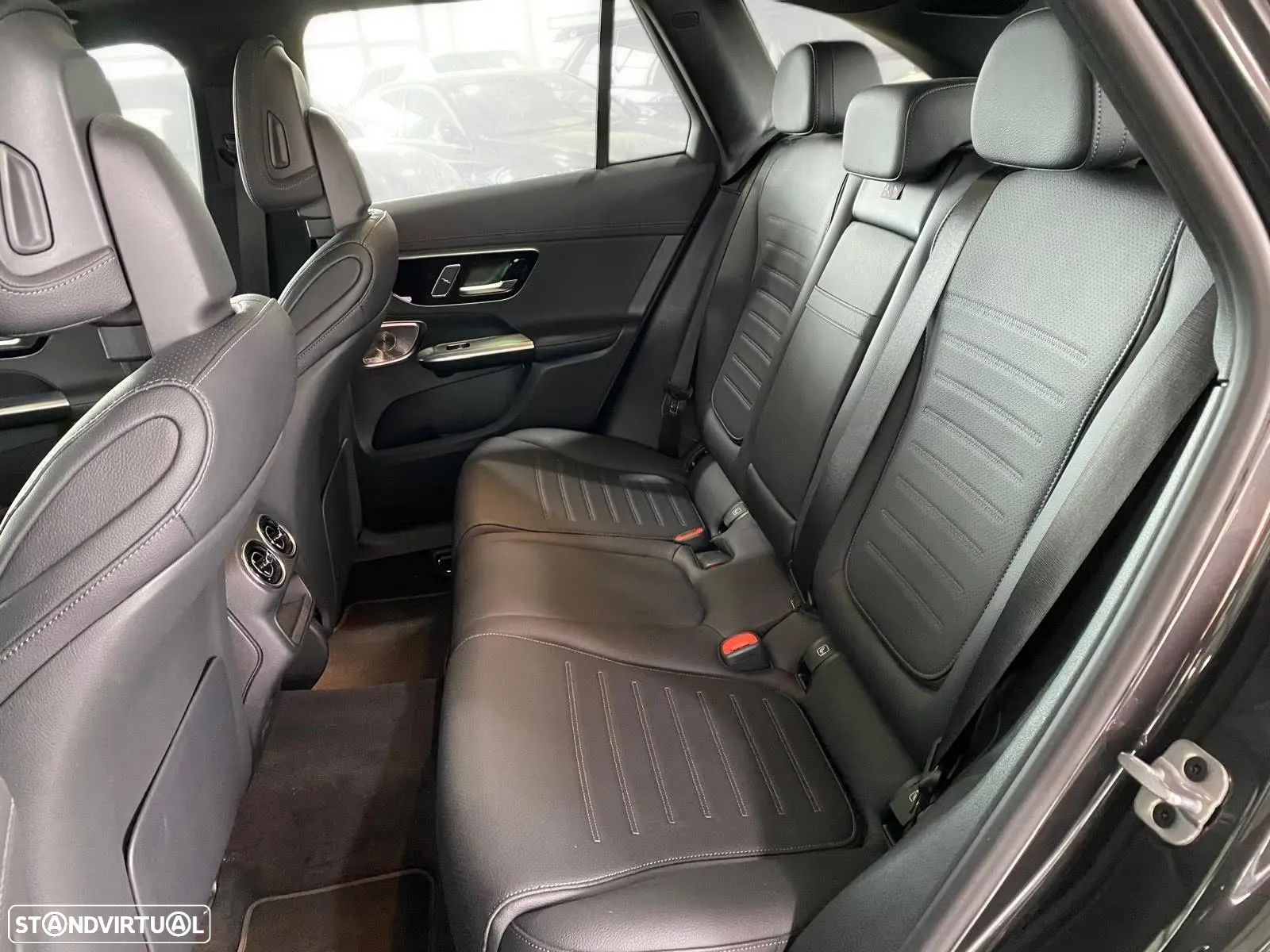 Mercedes-Benz GLC 300 de 4Matic 9G-TRONIC Edition AMG Line - 20