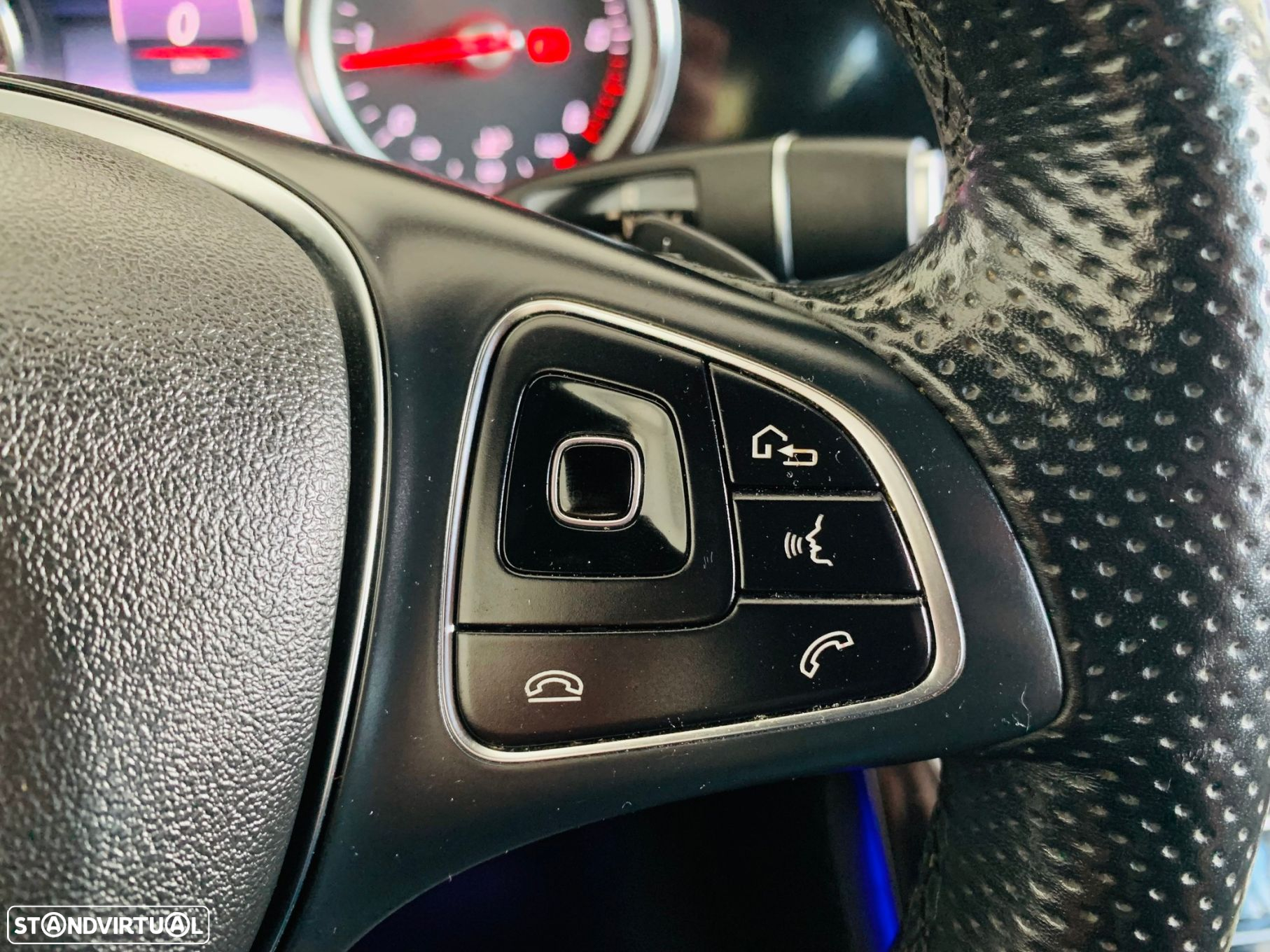 Mercedes-Benz E 220 d Avantgarde - 15