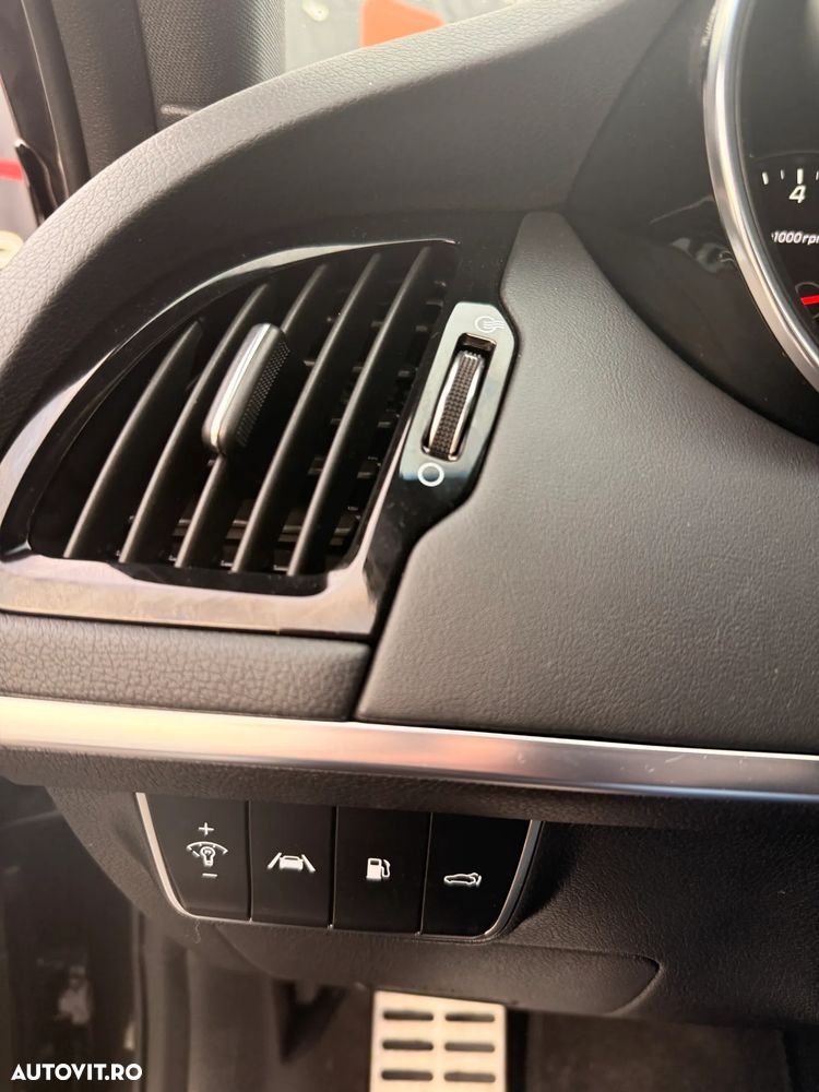 Kia Stinger 3.3 T-GDI 8AT AWD GT - 18