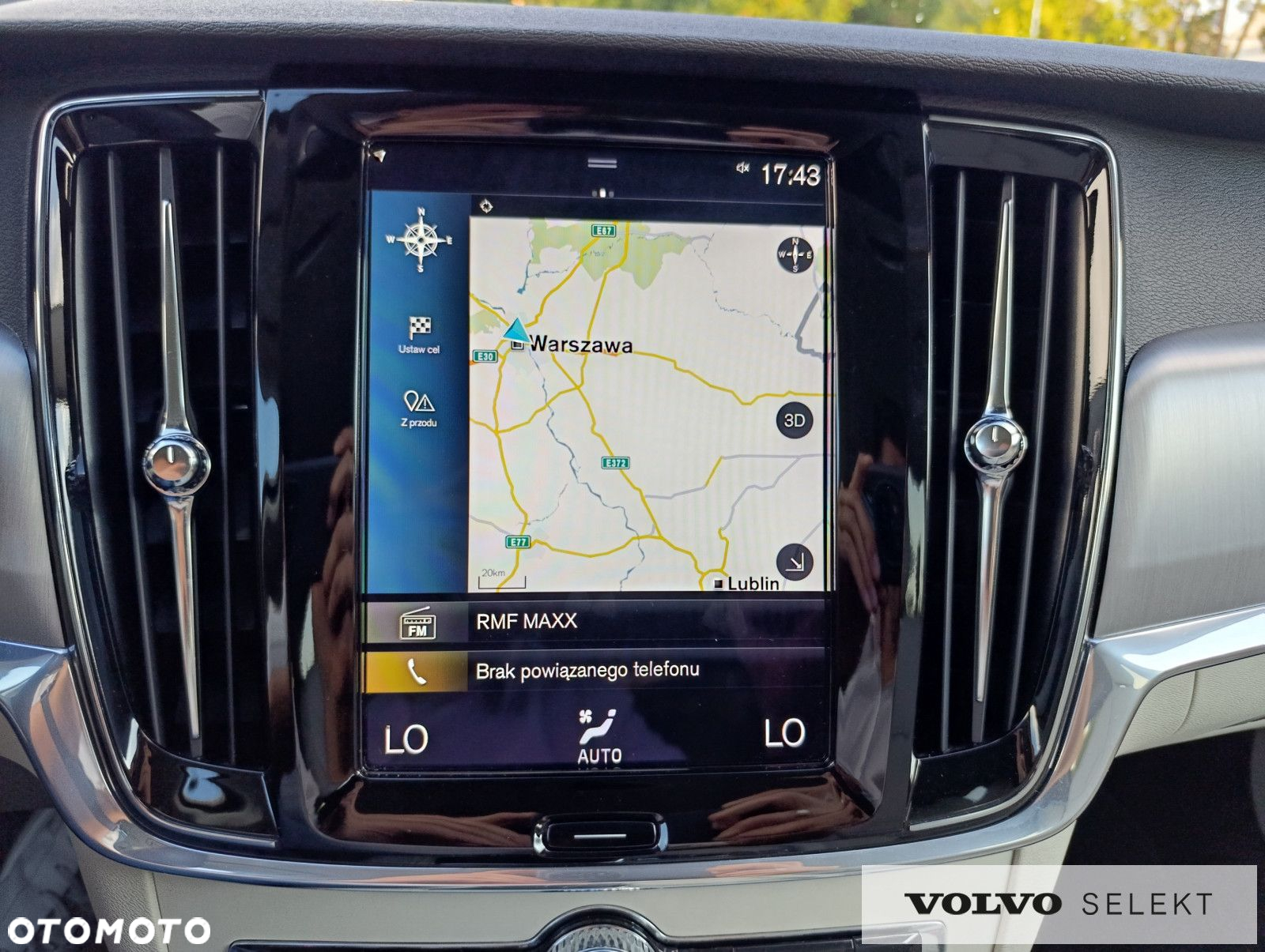 Volvo V90 Cross Country - 31