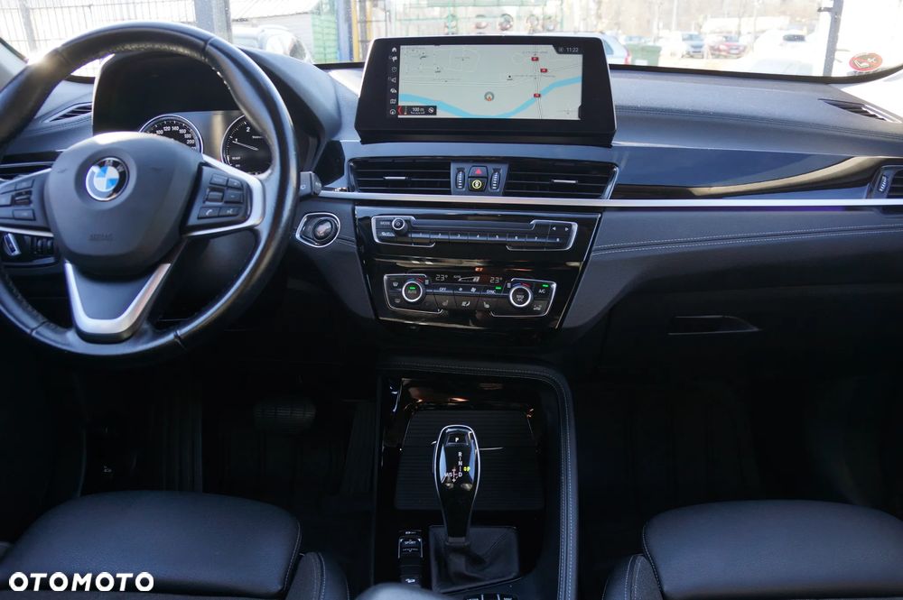 BMW X1 xDrive20d Sport Line - 13