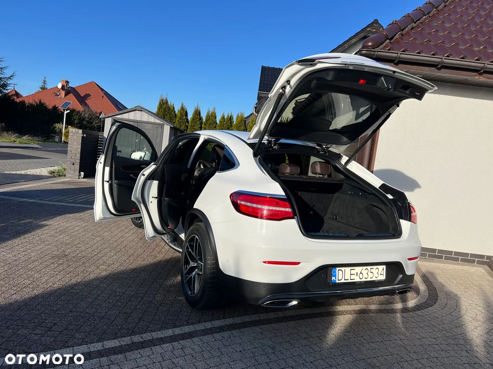 Mercedes-Benz GLC - 27