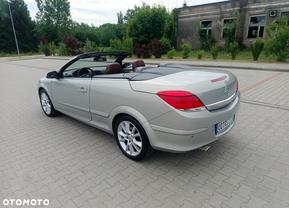 Opel Astra 1.6 Cosmo - 12