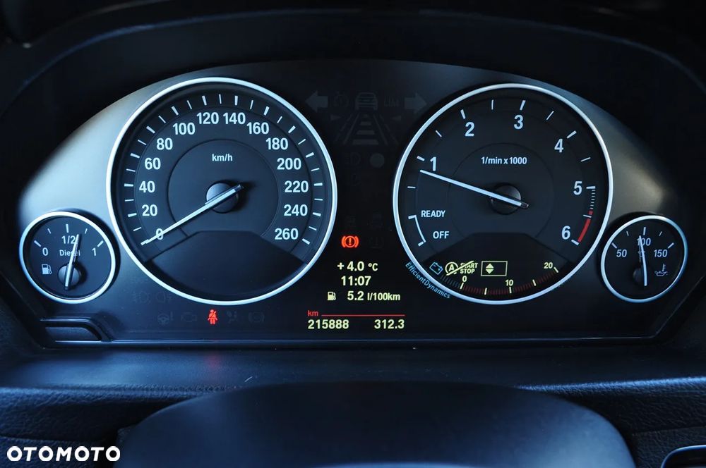 BMW Seria 3 320d - 11