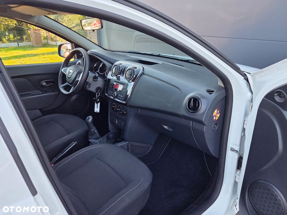 Dacia Sandero - 6