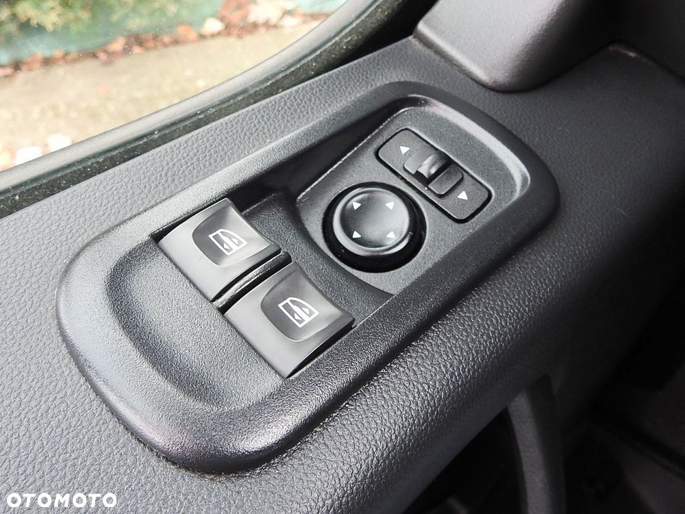 Opel MOVANO FURGON CHŁODNIA  0*C TEMPOMAT NAWIGACJA KLIMATYZACJA LEDY  136KM - 28