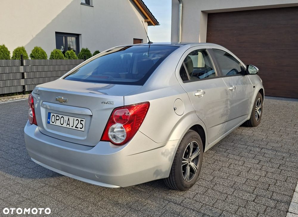 Chevrolet Aveo 1.2 LT - 5