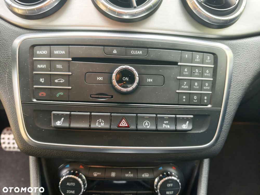 Mercedes-Benz CLA - 21
