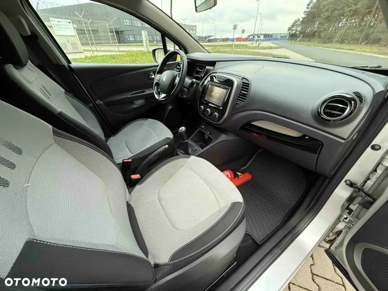 Renault Captur - 17