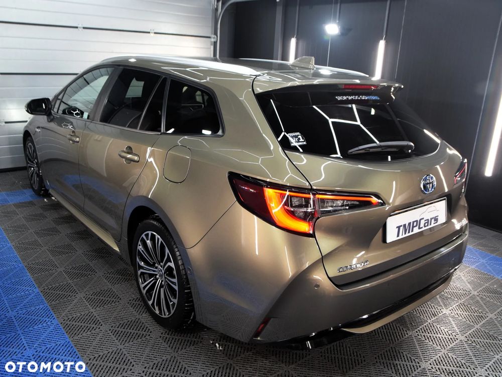 Toyota Corolla 2.0 Comfort - 33