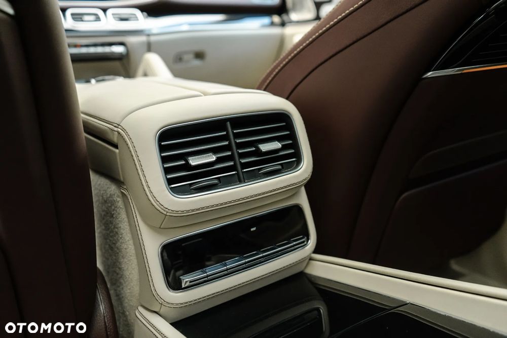 Mercedes-Benz GLS Maybach 600 mHEV 4-Matic Exclusive - 32