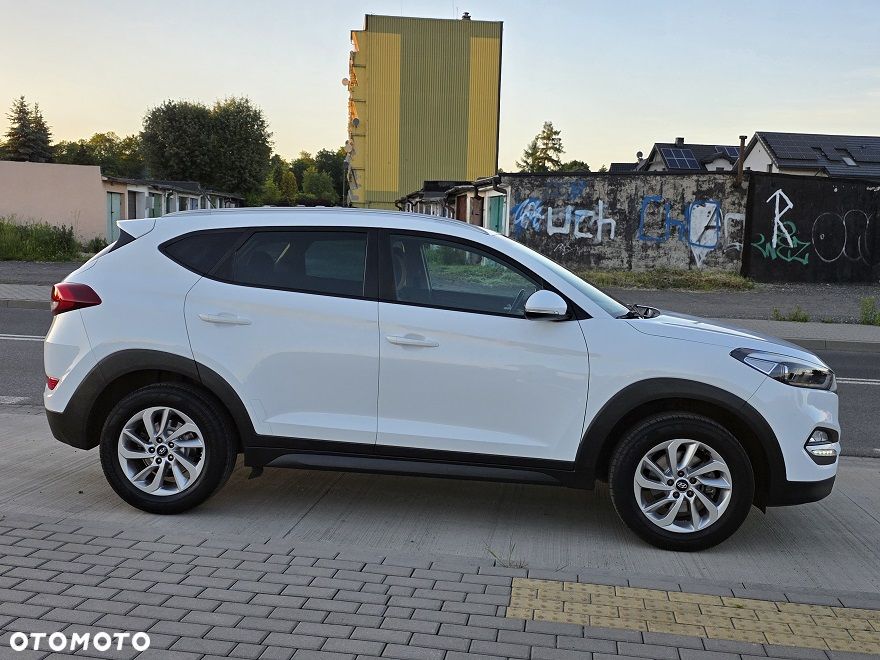 Hyundai Tucson 1.6 GDI BlueDrive Style 2WD - 8