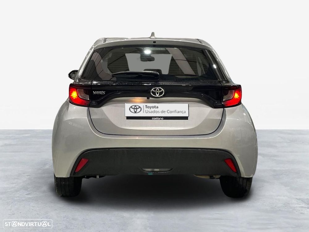 Toyota Yaris - 4