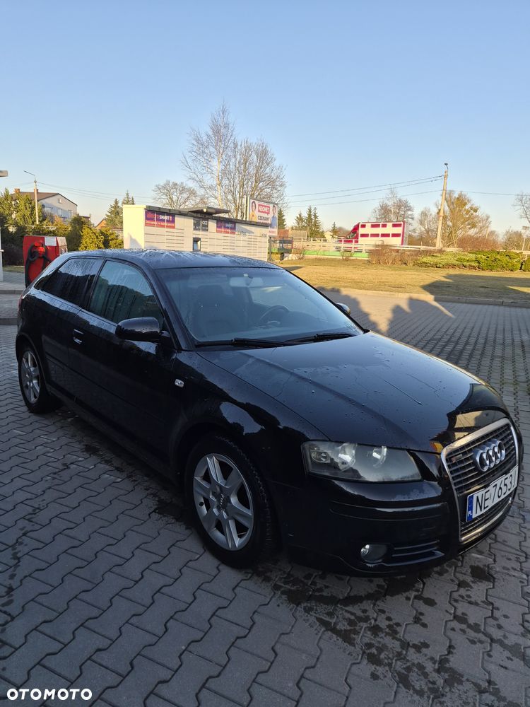 Audi A3 3-drzwiowe 2.0 FSI Ambiente - 5