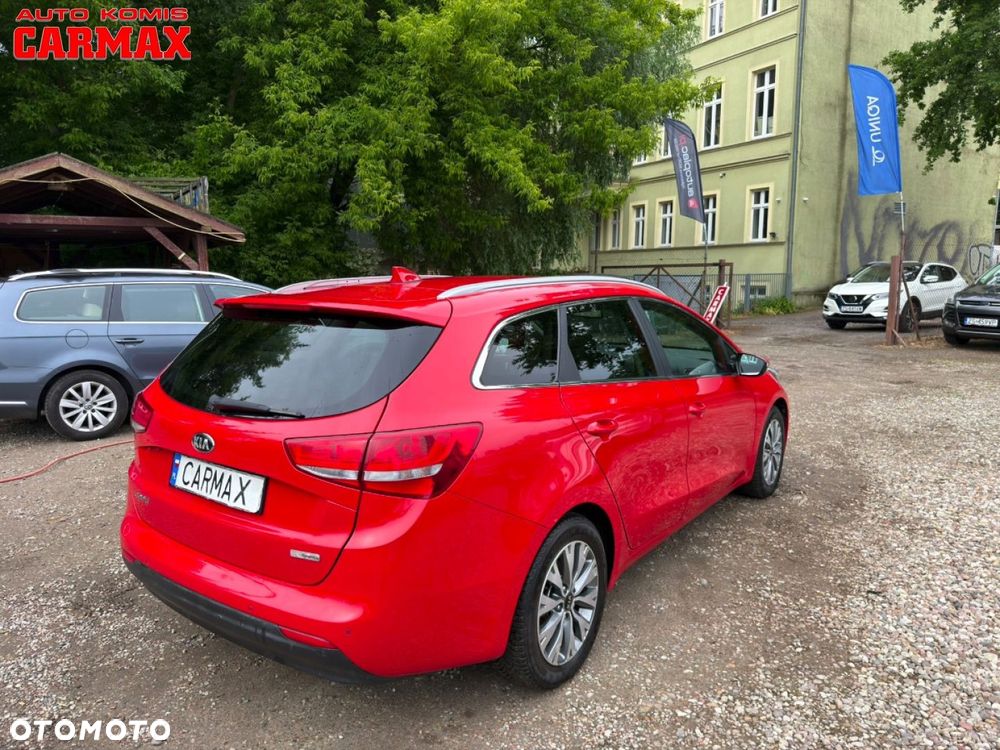 Kia Ceed - 7