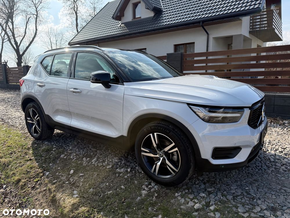 Volvo XC 40 D3 AWD Geartronic R-Design - 1