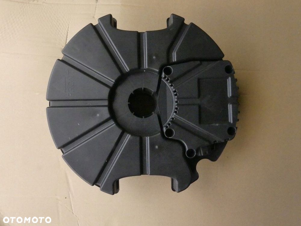 DW JETTA 7 GŁOŚNIK NISKOTONOWY 17A035621A - 1