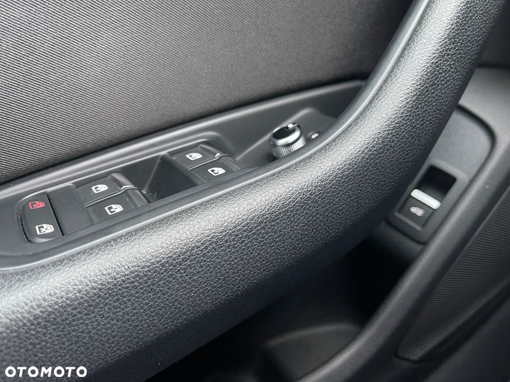 Audi A4 Limousine - 31