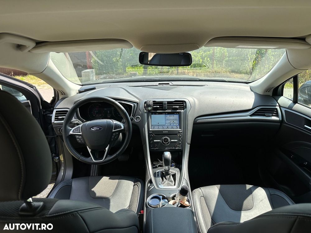 Ford Mondeo - 9