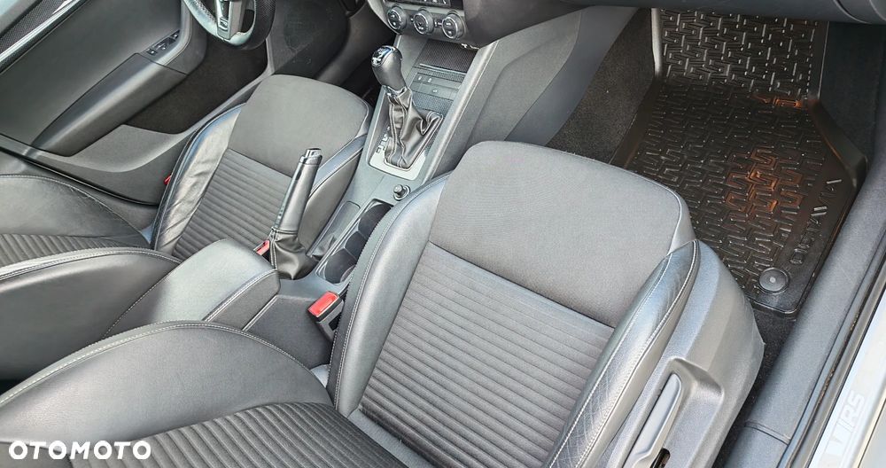 Skoda Octavia 2.0 TDI DSG RS - 16