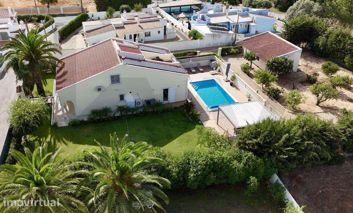 Moradia T3+2 com piscina, jardim e garagem perto de Guia - Grande imagem: 4/31