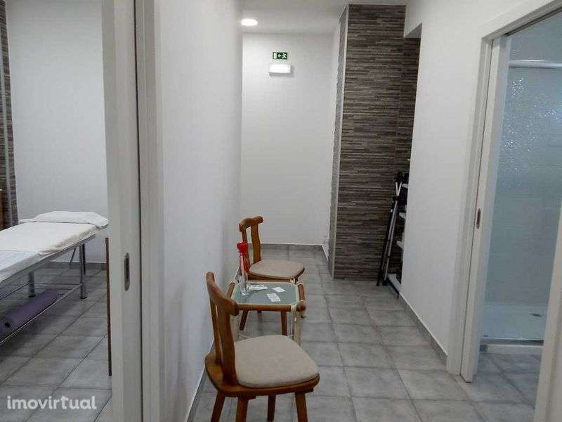 Consultório Mobilado - Grande imagem: 2/5