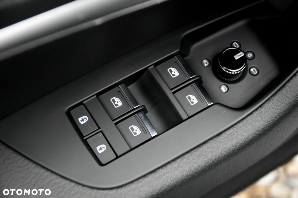 Audi A6 Avant 40 TDI quattro S tronic advanced - 38