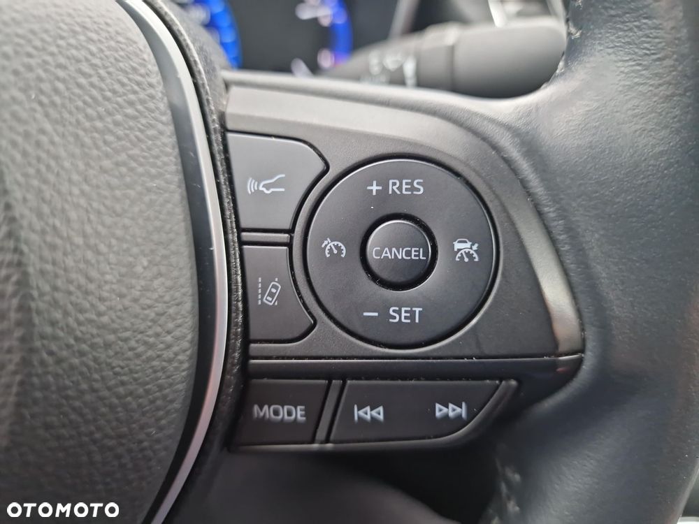 Toyota Corolla 1.8 Hybrid Comfort - 28