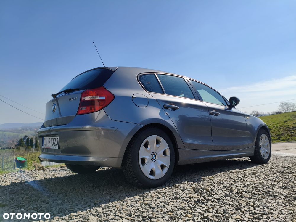 BMW Seria 1 116d - 2