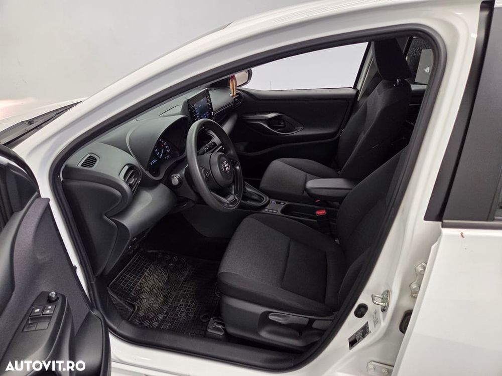 Toyota Yaris 1.5 VVT-i HSD Exclusive Style - 8