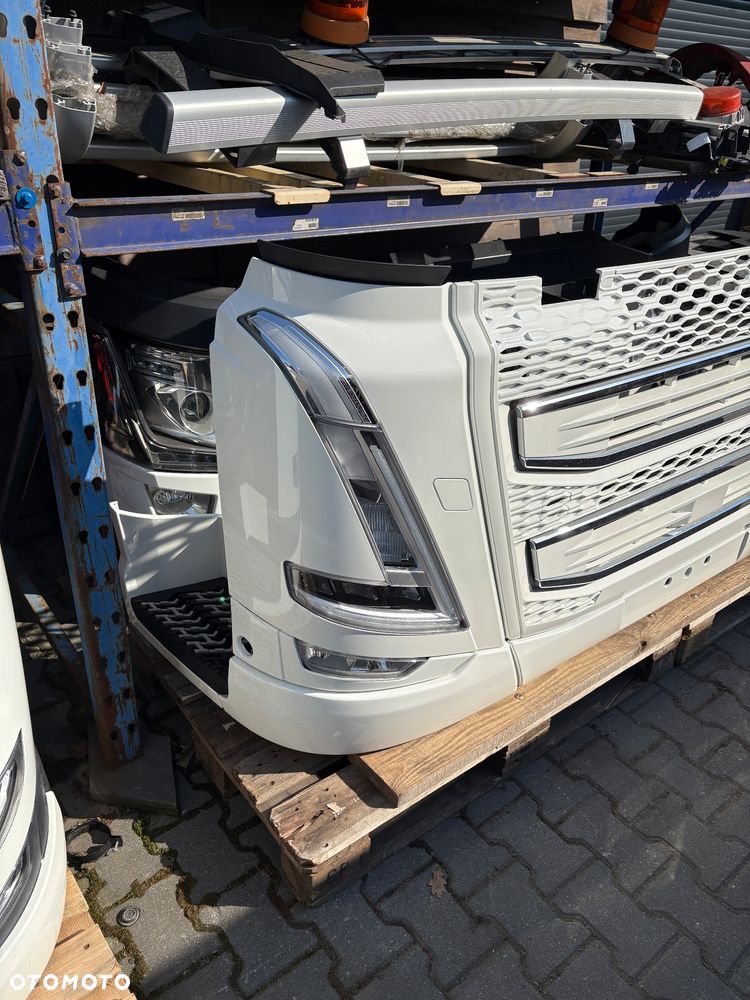 Kompletny przód zderzak Volvo FH5 atrapa grill Reflektor - 2