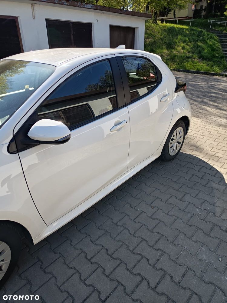 Toyota Yaris 1.0 Active - 5