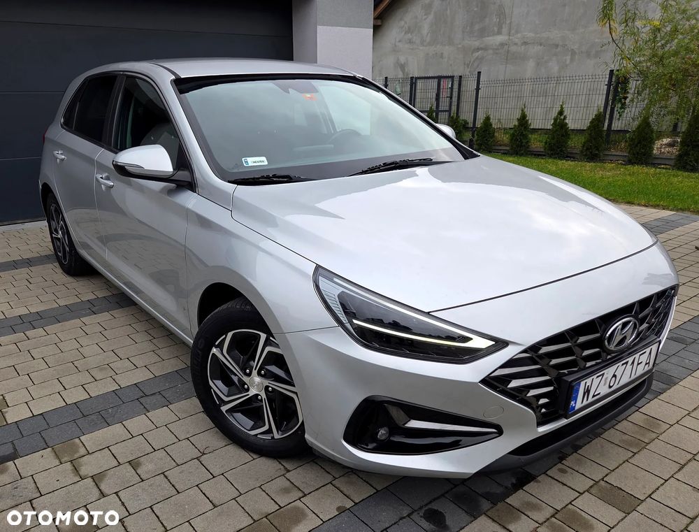 Hyundai i30 1.5 DPI Comfort - 1