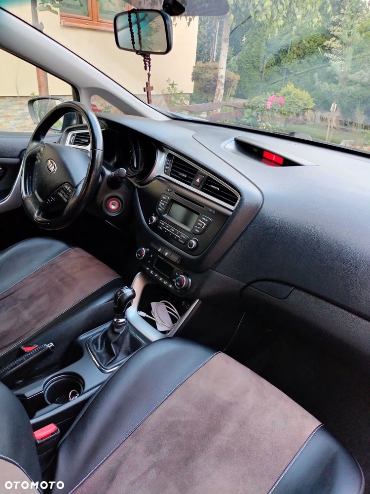 Kia Ceed 1.6 GDI M - 27