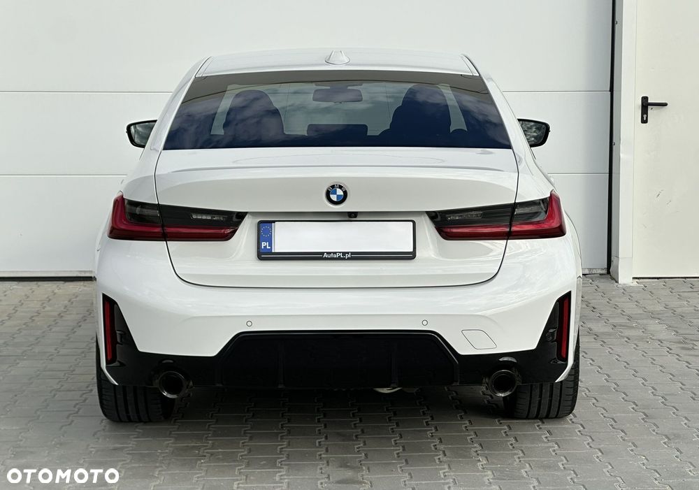 BMW 3 Series 2024 photo 5