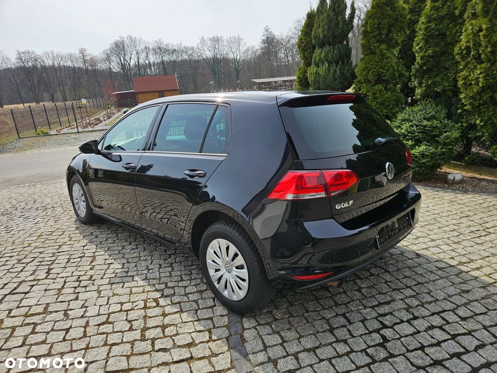 Volkswagen Golf 1.6 TDI BlueMotion Technology Comfortline - 26