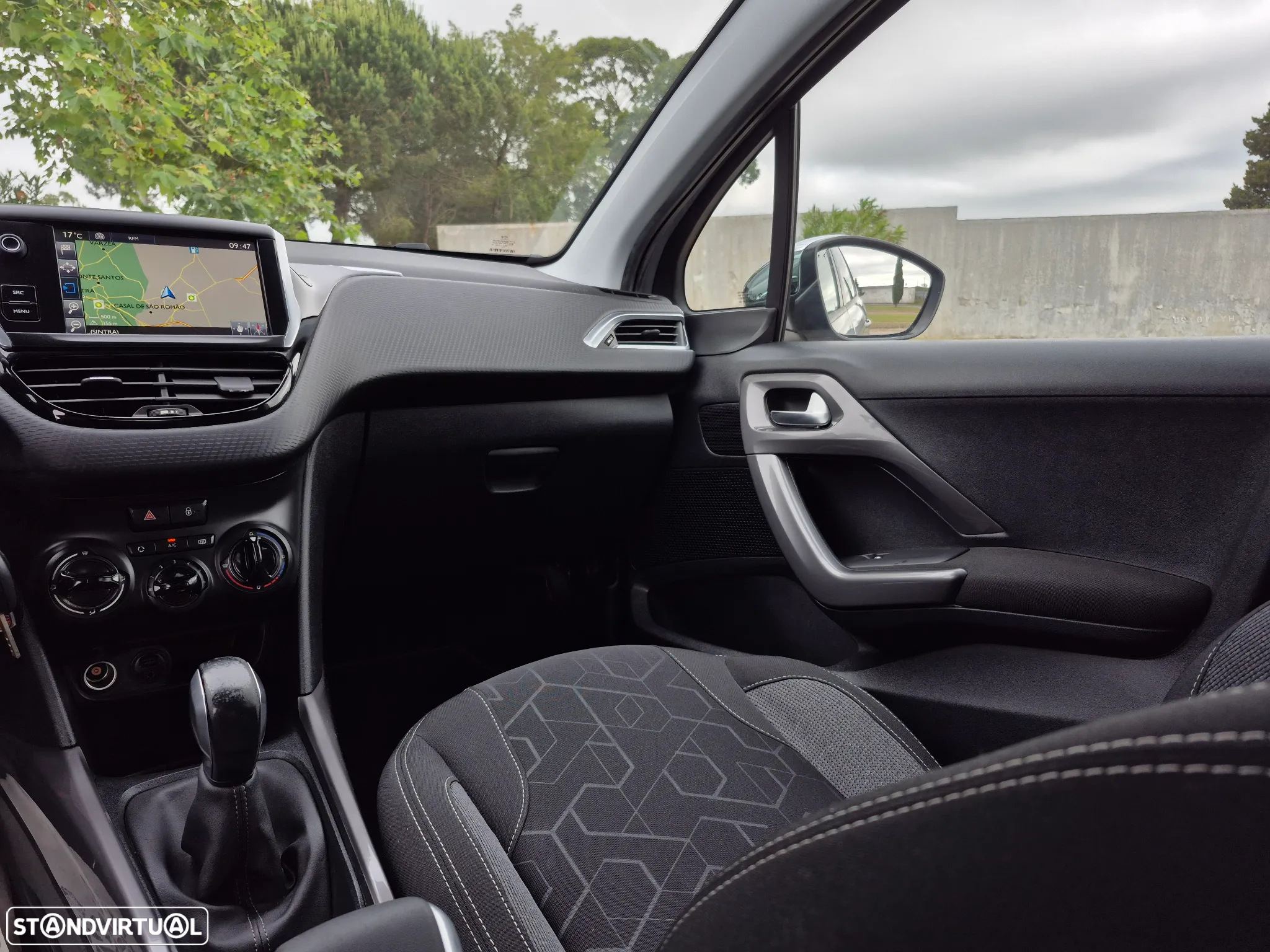 Peugeot 2008 1.2 PureTech Style - 13
