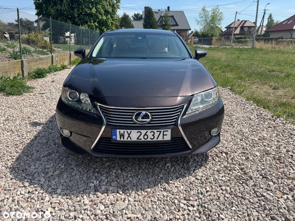 Lexus ES Standard - 5