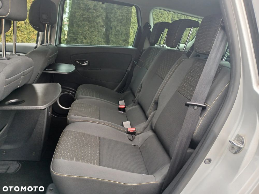 Renault Scenic - 23
