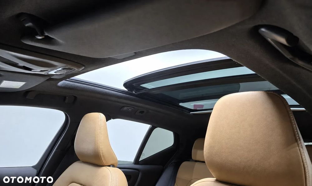Volvo XC 40 - 19