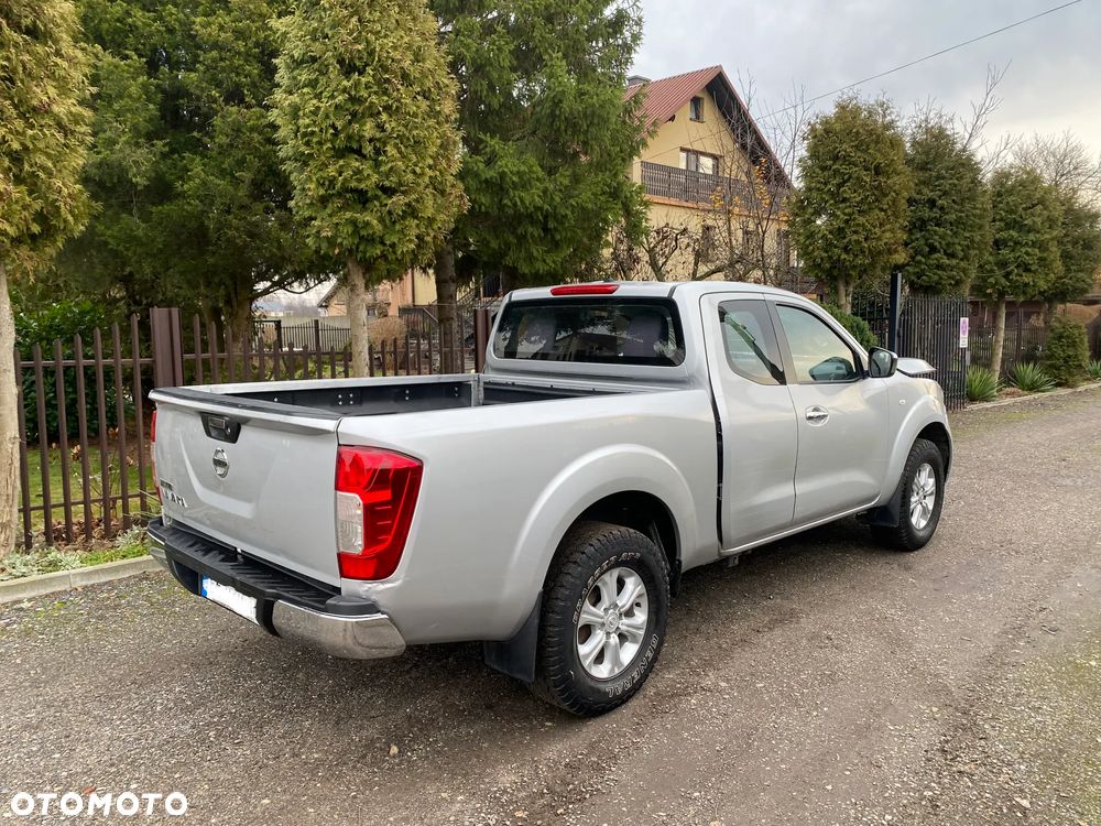 Nissan Navara - 2