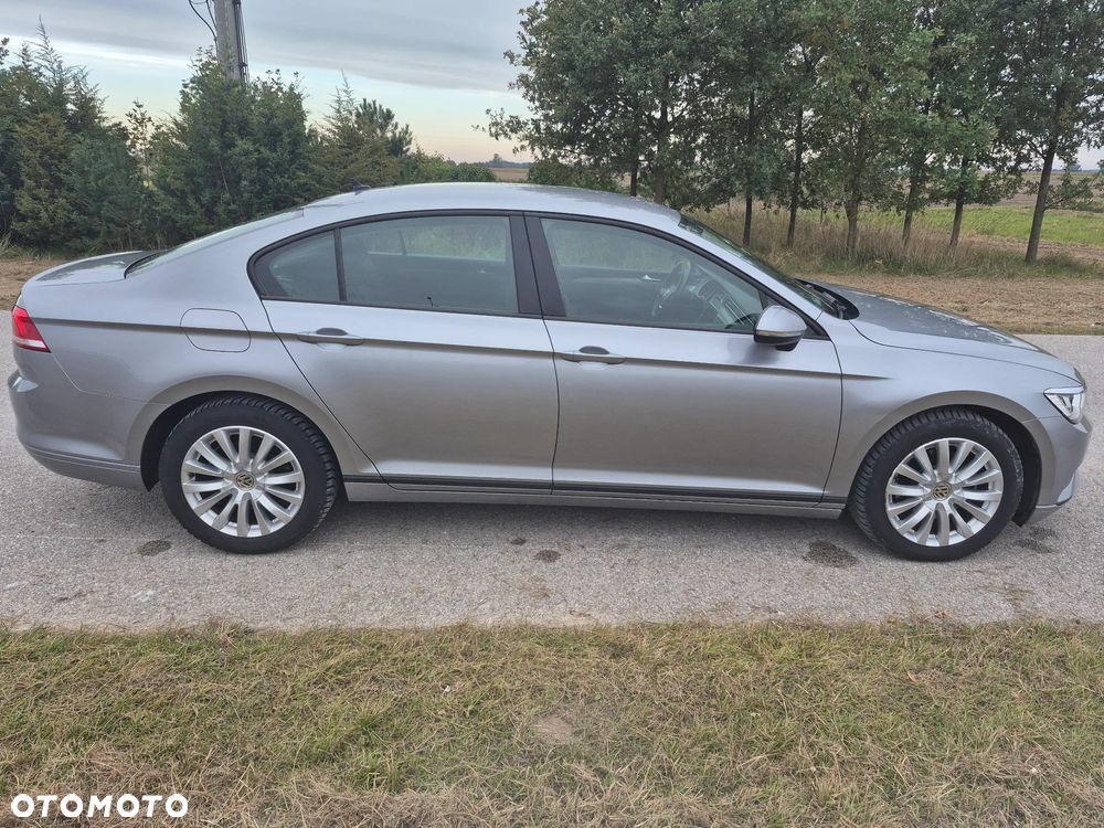 Volkswagen Passat 2.0 TDI BMT Trendline - 4