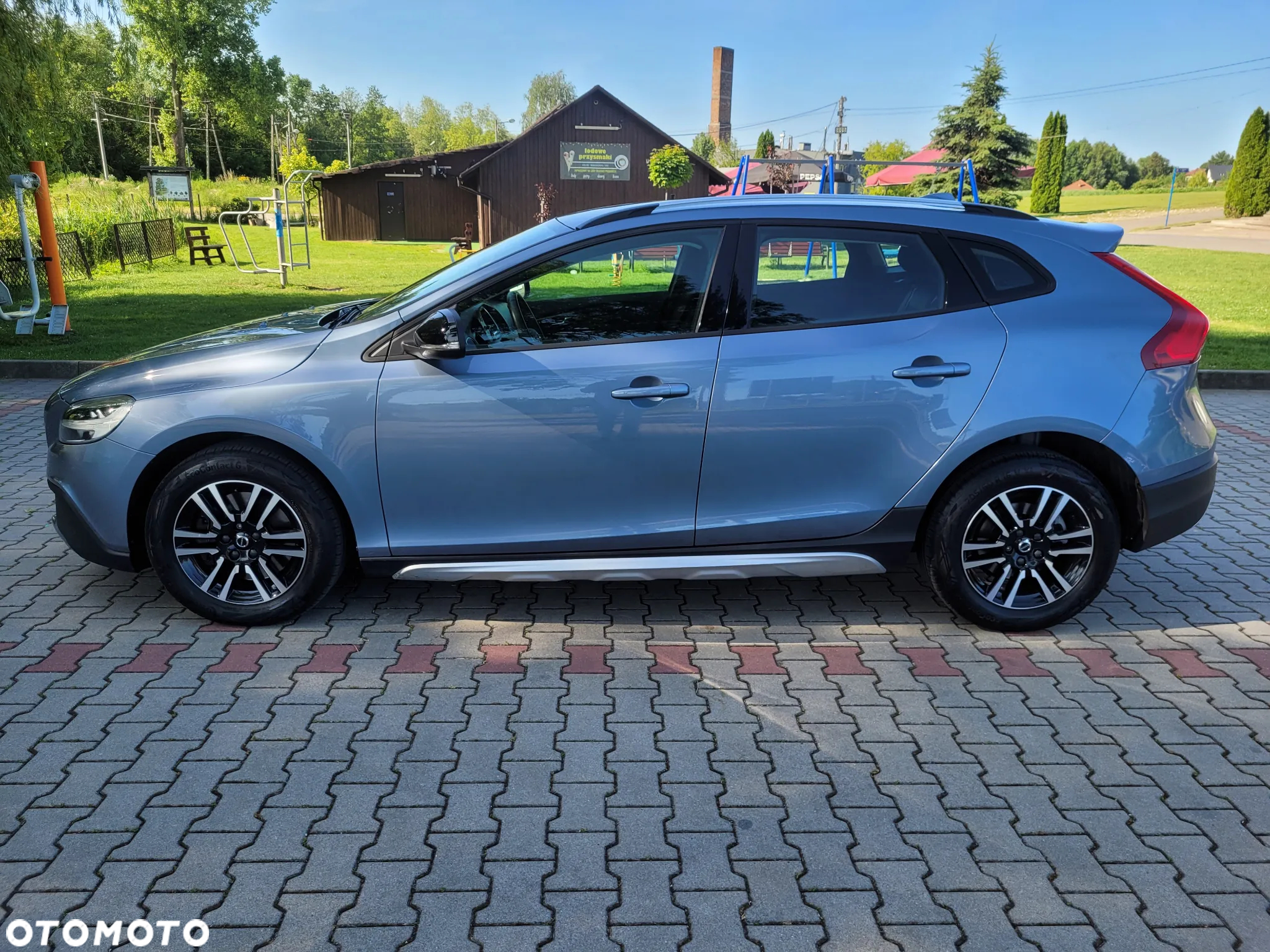 Volvo V40 T3 Drive-E Momentum - 15