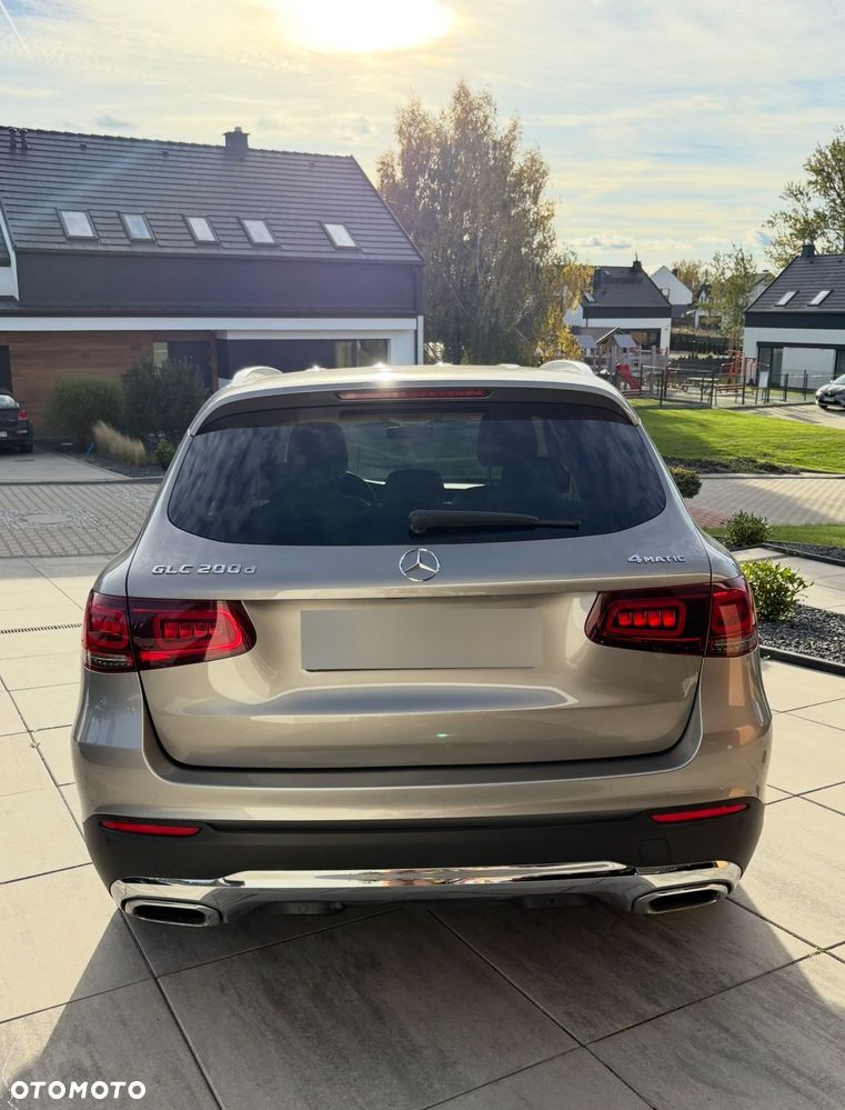 Mercedes-Benz GLC 200 d 4-Matic - 4