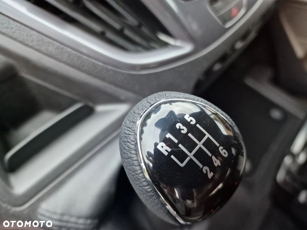 Ford Tourneo Custom 2.0 TDCi L2 Sport - 11