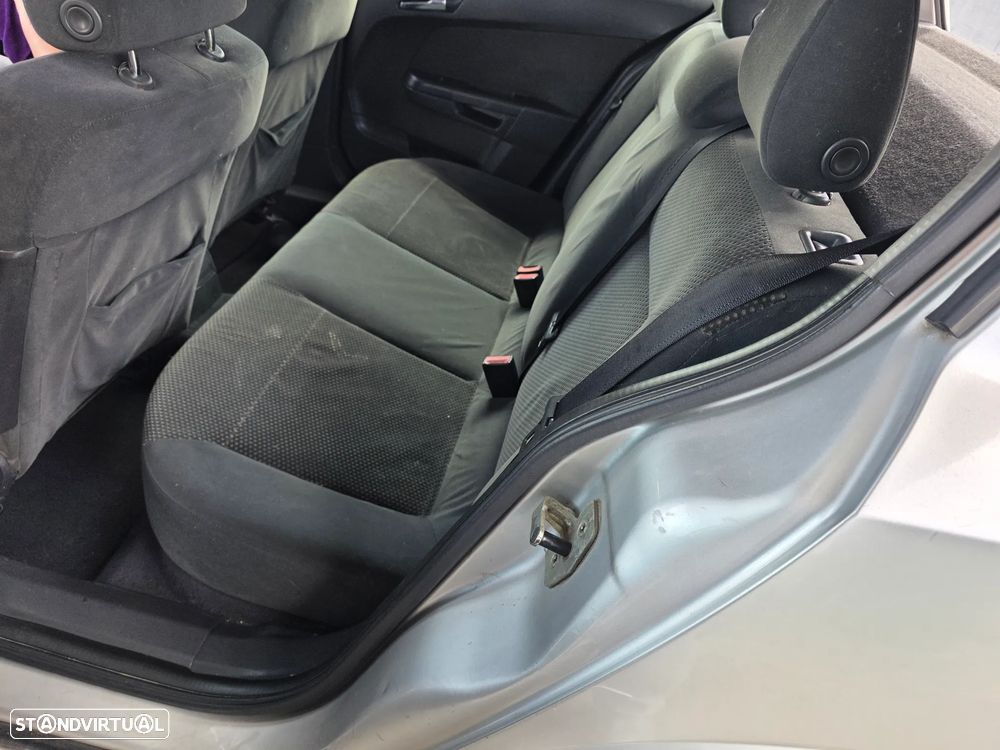 Opel Astra 1.7 CDTI Elegance - 11
